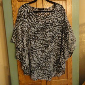 Paraphrase Size 2X Black Gray White Sheer Blouse Top Lined Butterfly Sleeves